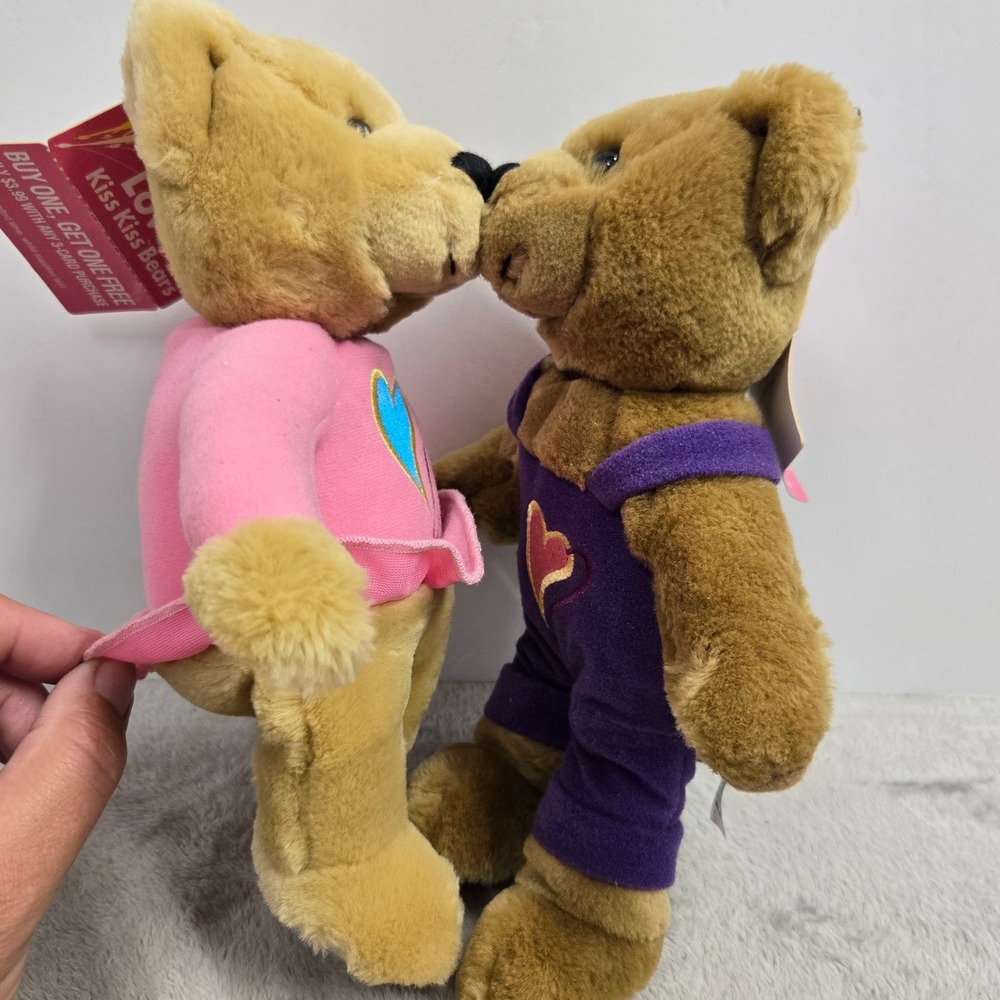 Hallmark Love & Kiss Kiss Bears Plush Set Vintage Magnetic Kissing Teddy Bears